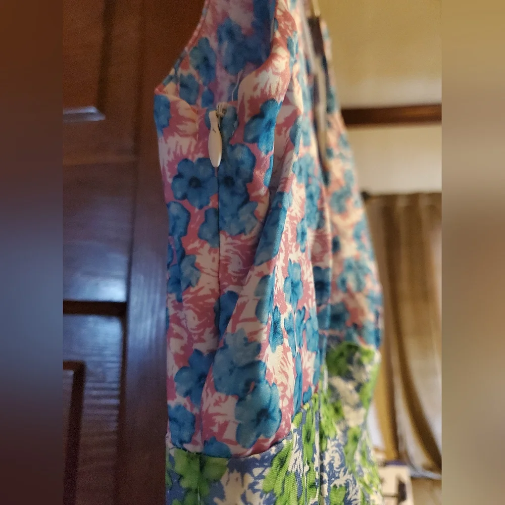 Floral Pattern Blocked Sundress - Picture 4 of 12